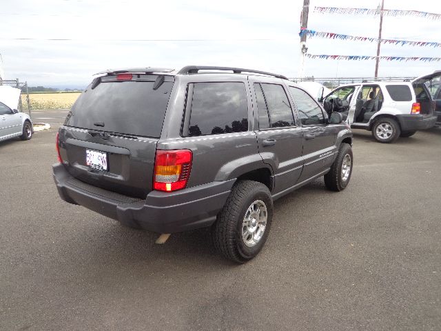 2004 Jeep Grand Cherokee LS