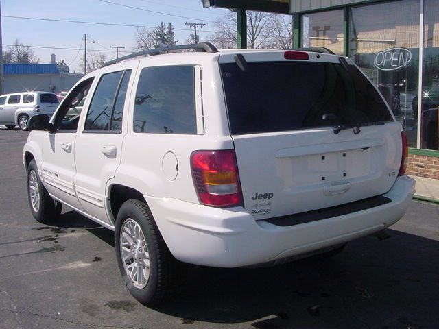 2004 Jeep Grand Cherokee Super