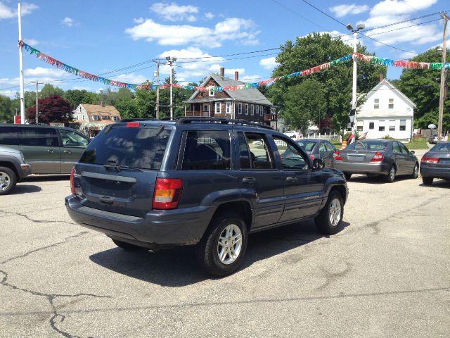 2004 Jeep Grand Cherokee 4dr 114 WB W/4.6l AWD