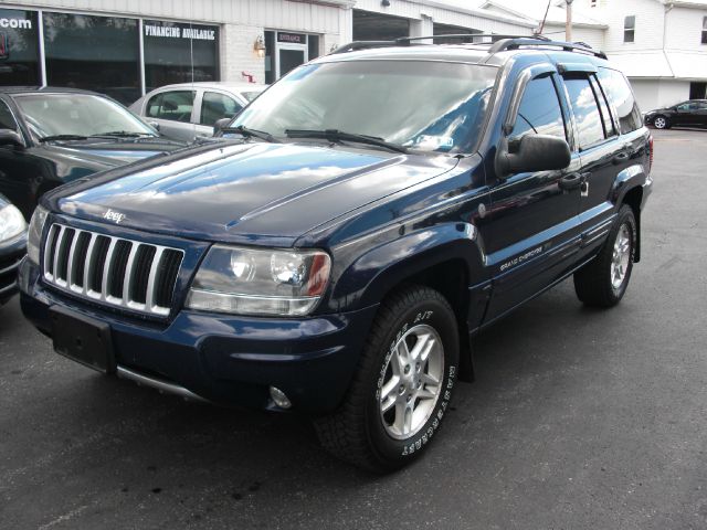 2004 Jeep Grand Cherokee 4dr 114 WB W/4.6l AWD