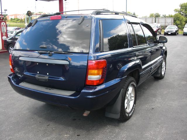 2004 Jeep Grand Cherokee 4dr 114 WB W/4.6l AWD