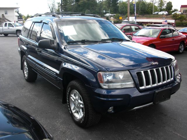 2004 Jeep Grand Cherokee 4dr 114 WB W/4.6l AWD