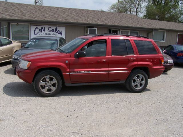 2004 Jeep Grand Cherokee T6 AWD Leather Moonroof Navigation