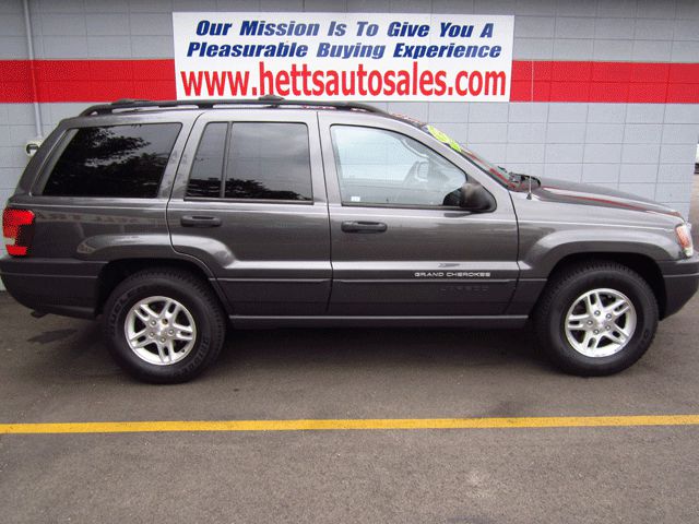 2004 Jeep Grand Cherokee LOW Miles NICE 4door Sedan