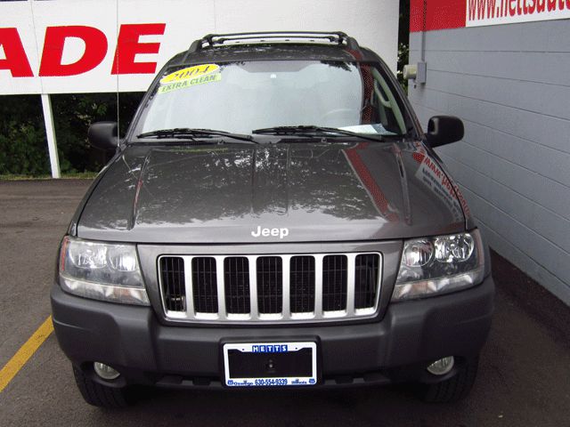 2004 Jeep Grand Cherokee LOW Miles NICE 4door Sedan