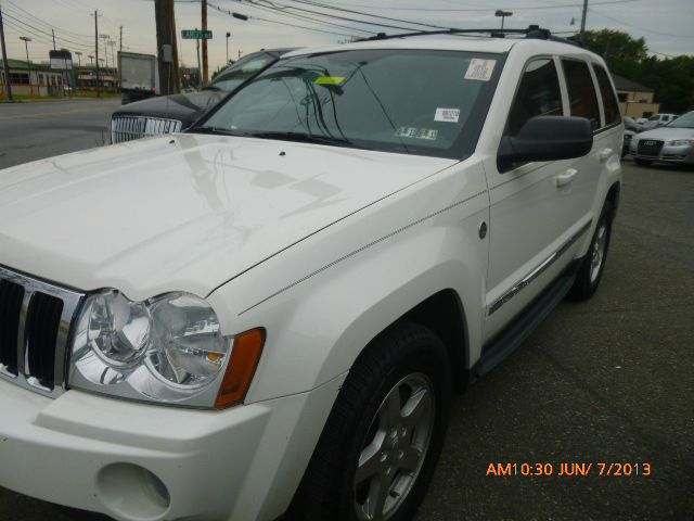 2005 Jeep Grand Cherokee Super