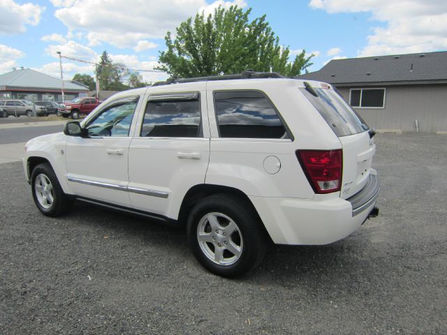 2005 Jeep Grand Cherokee Super