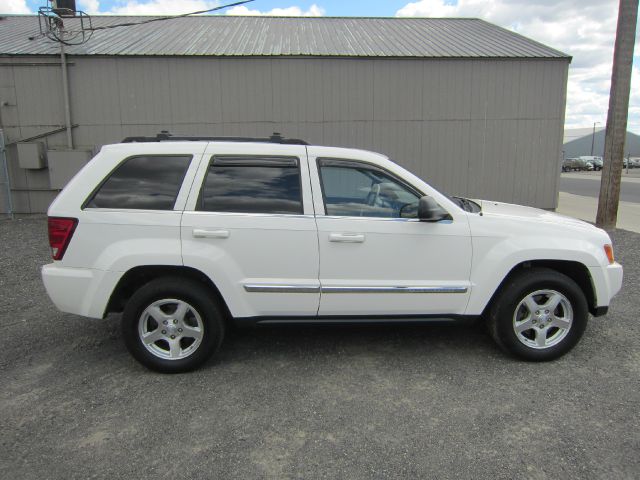 2005 Jeep Grand Cherokee Super