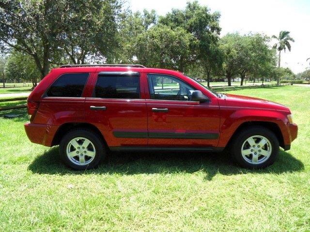 2005 Jeep Grand Cherokee LS