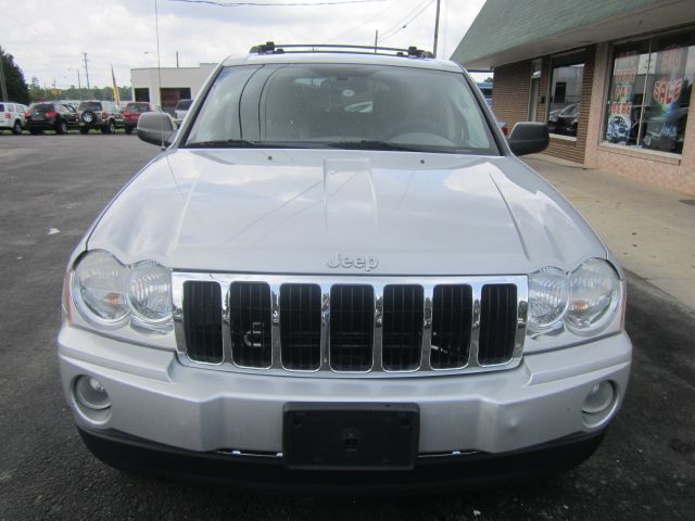 2005 Jeep Grand Cherokee Super