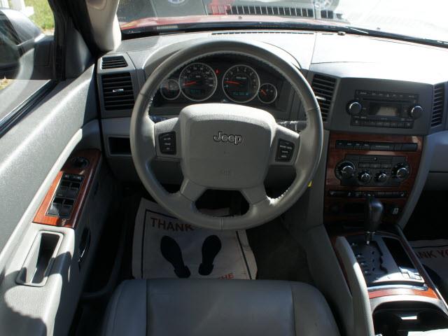 2005 Jeep Grand Cherokee 4DR