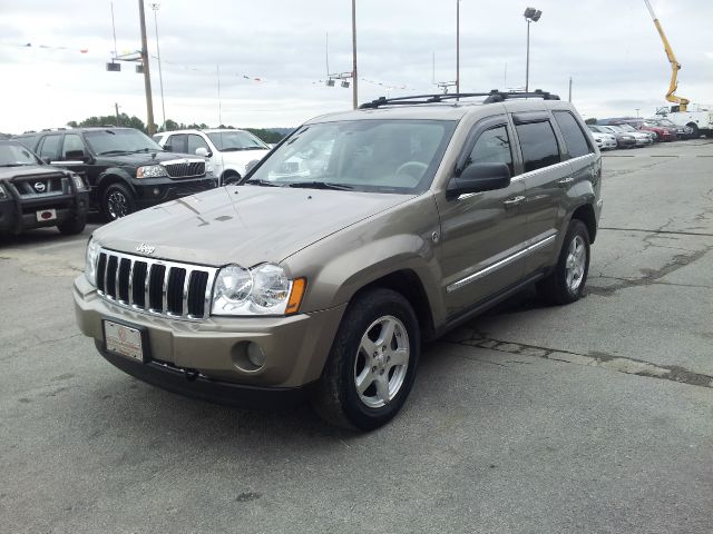 2005 Jeep Grand Cherokee Super