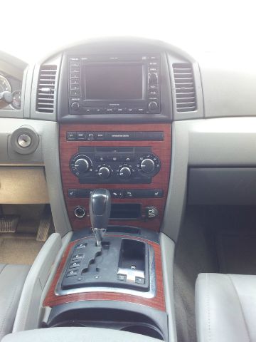 2005 Jeep Grand Cherokee Super