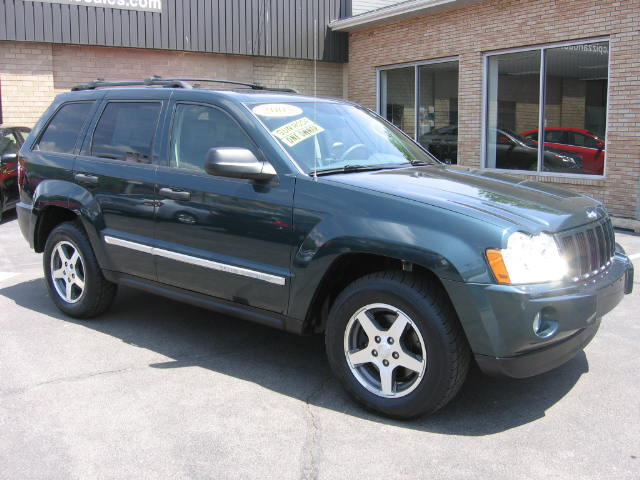 2005 Jeep Grand Cherokee AWD Ultimate