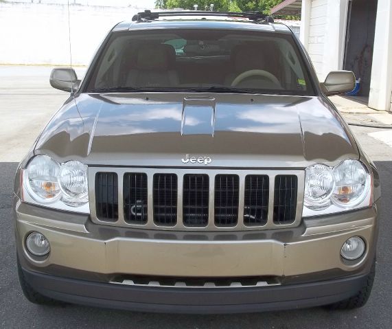 2005 Jeep Grand Cherokee AWD Ultimate