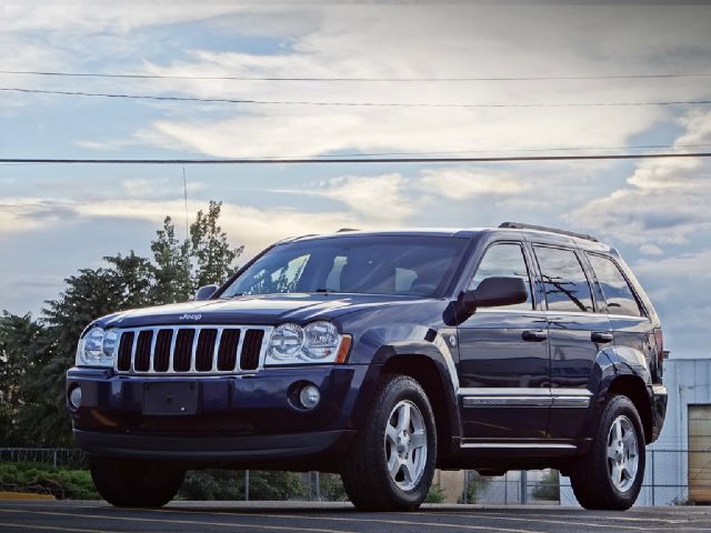 2005 Jeep Grand Cherokee Super