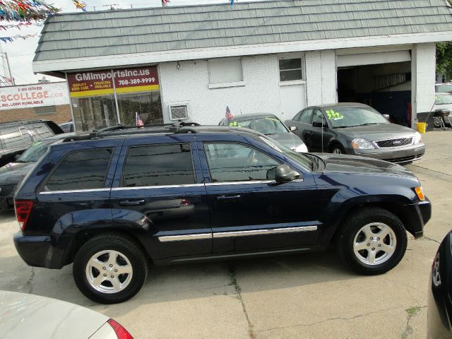 2005 Jeep Grand Cherokee Super