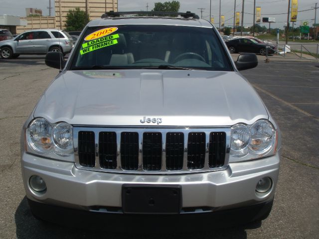 2005 Jeep Grand Cherokee Super