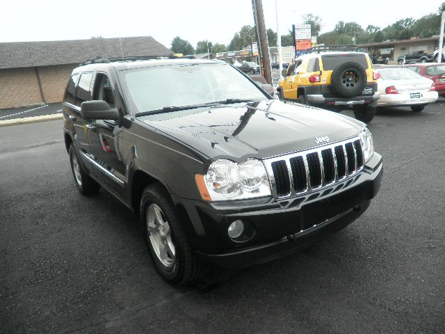 2005 Jeep Grand Cherokee Super