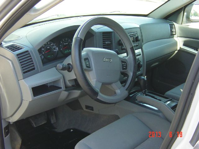 2005 Jeep Grand Cherokee Base W/nav.sys