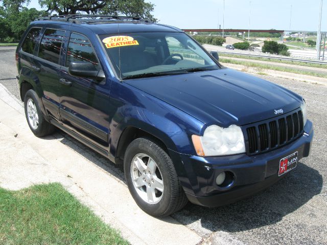 2005 Jeep Grand Cherokee Sedan 4dr