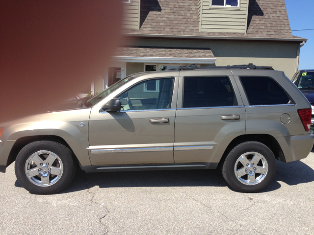 2005 Jeep Grand Cherokee Super