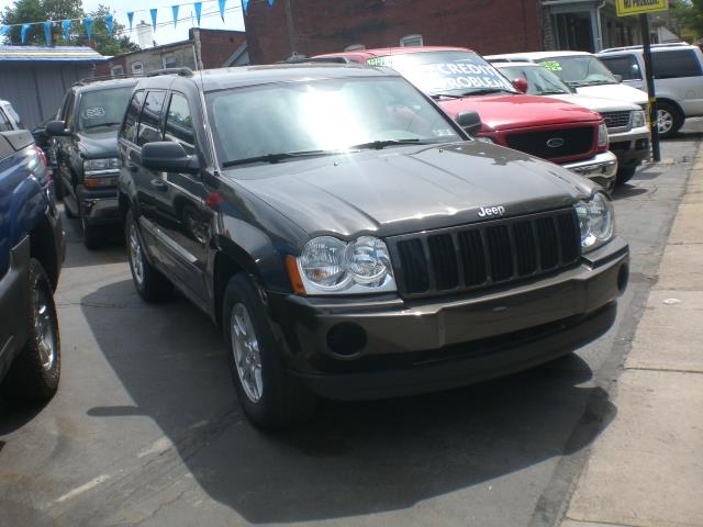 2005 Jeep Grand Cherokee LS