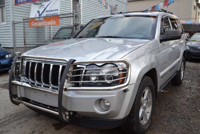 2005 Jeep Grand Cherokee Super