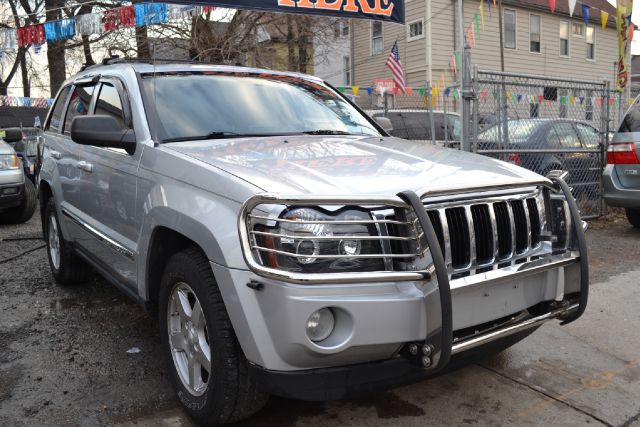 2005 Jeep Grand Cherokee Super