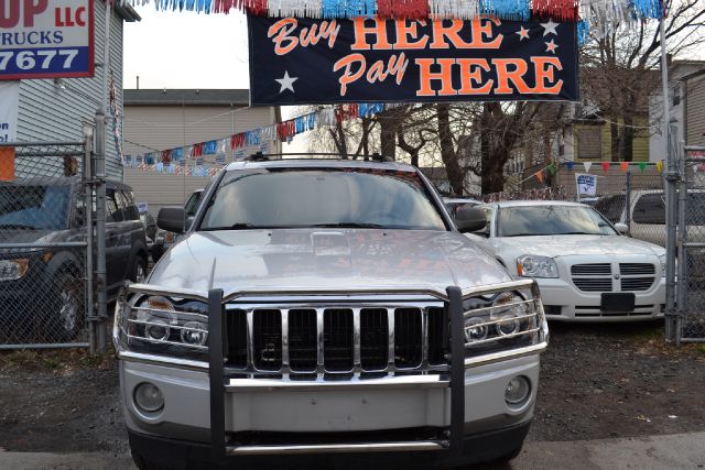 2005 Jeep Grand Cherokee Super