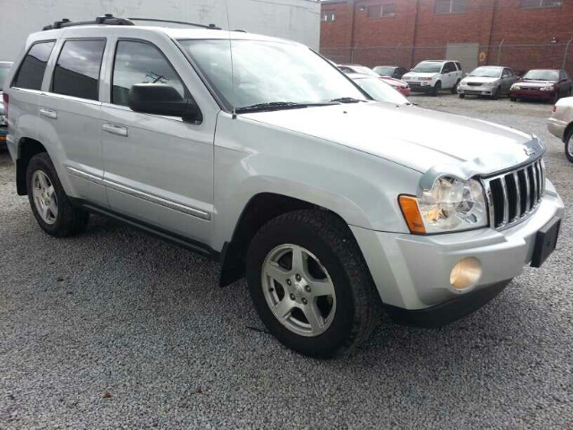 2005 Jeep Grand Cherokee SLT 25