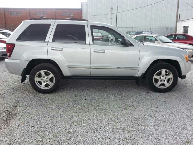 2005 Jeep Grand Cherokee SLT 25