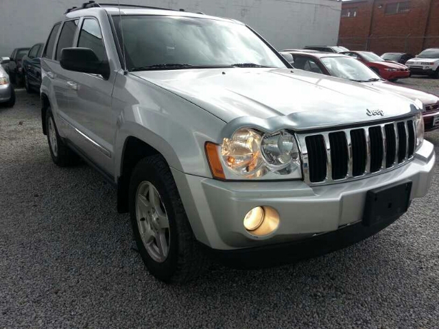 2005 Jeep Grand Cherokee SLT 25