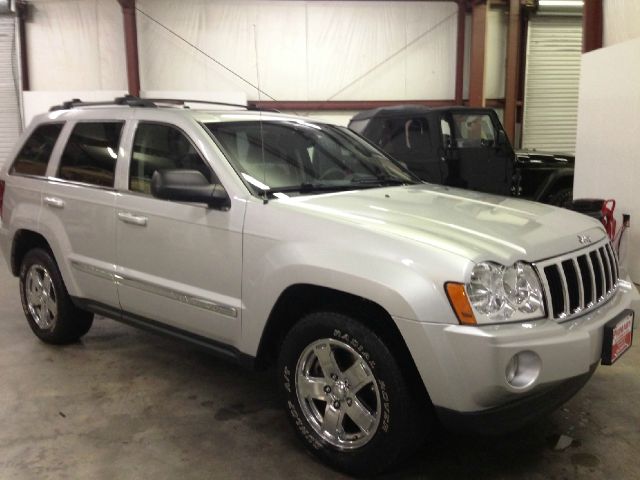 2005 Jeep Grand Cherokee 1500 Sport SLT Topper4x2 One Owner