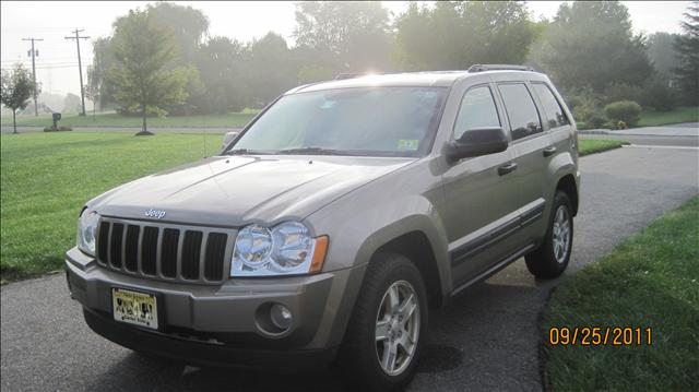 2005 Jeep Grand Cherokee W/panoroof