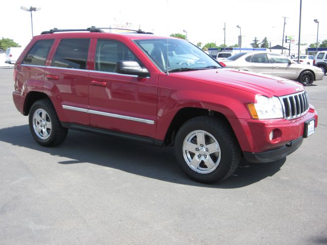 2005 Jeep Grand Cherokee Super