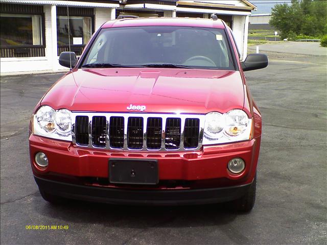 2005 Jeep Grand Cherokee LS