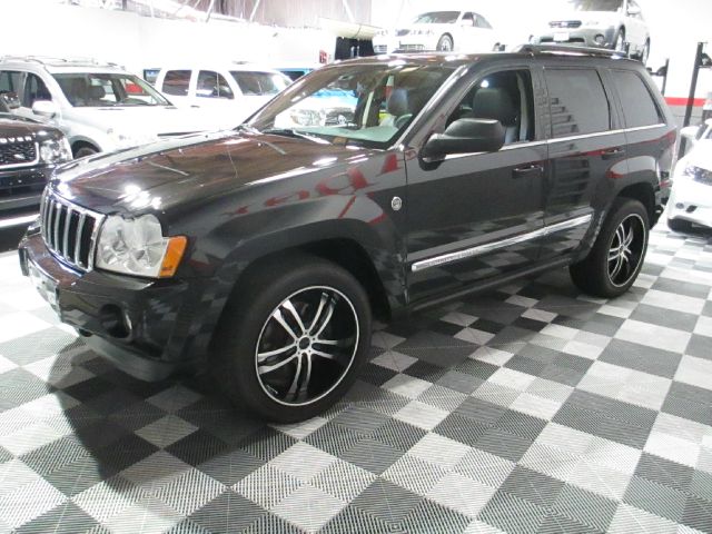 2005 Jeep Grand Cherokee Super