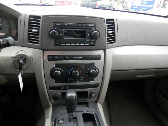 2005 Jeep Grand Cherokee Base W/nav.sys