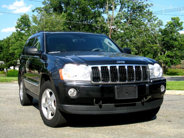 2005 Jeep Grand Cherokee Super