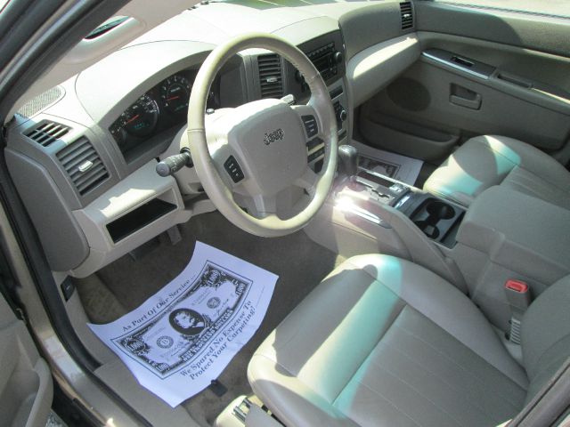 2005 Jeep Grand Cherokee Base W/nav.sys