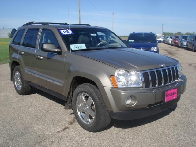 2005 Jeep Grand Cherokee SLT 25