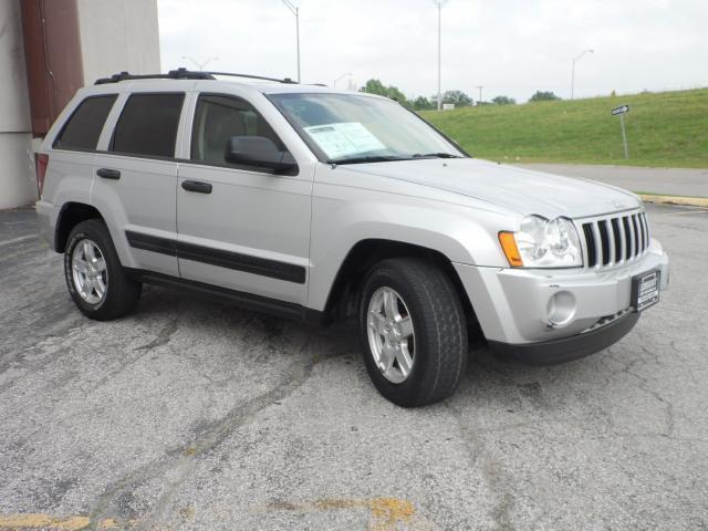 2005 Jeep Grand Cherokee LS