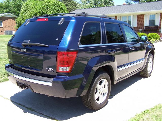 2005 Jeep Grand Cherokee Super