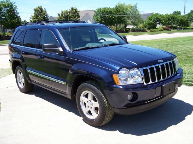 2005 Jeep Grand Cherokee Super