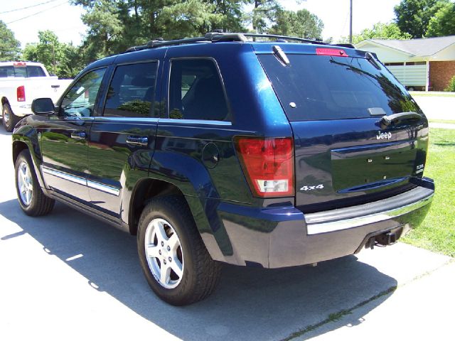 2005 Jeep Grand Cherokee Super