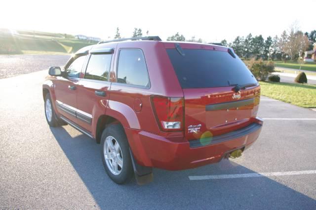 2005 Jeep Grand Cherokee LS