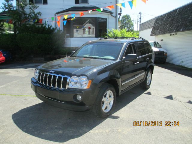 2005 Jeep Grand Cherokee Super