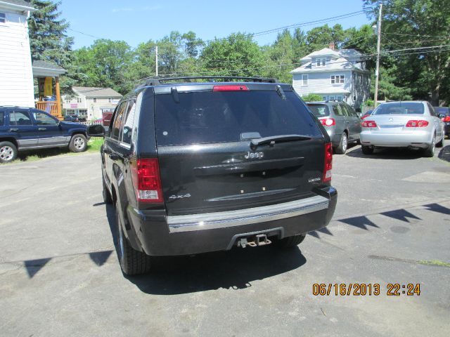 2005 Jeep Grand Cherokee Super