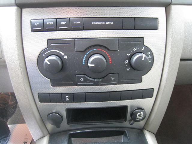 2005 Jeep Grand Cherokee Base W/nav.sys